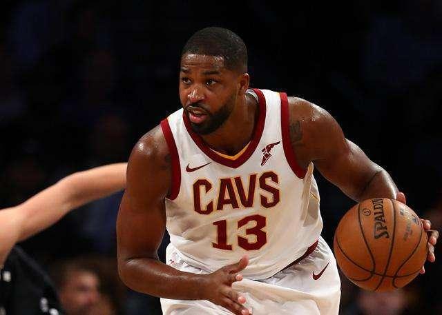 tmz最新爆料tt在去年十月,独家揭秘背后真相！