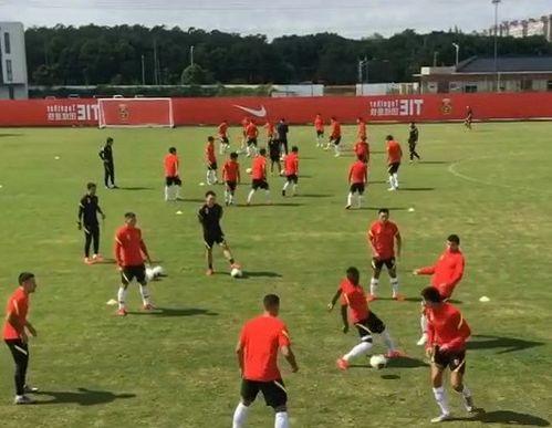 国足主厨爆料视频最新,揭秘国足备战背后的美食故事  第2张